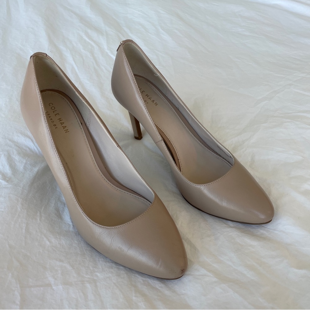 COLE HAAN GRAND OS Nude Brushed Leather Pumps